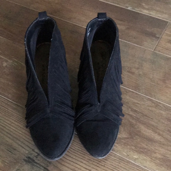 Coconuts by Matisse - Picture 2 of 6